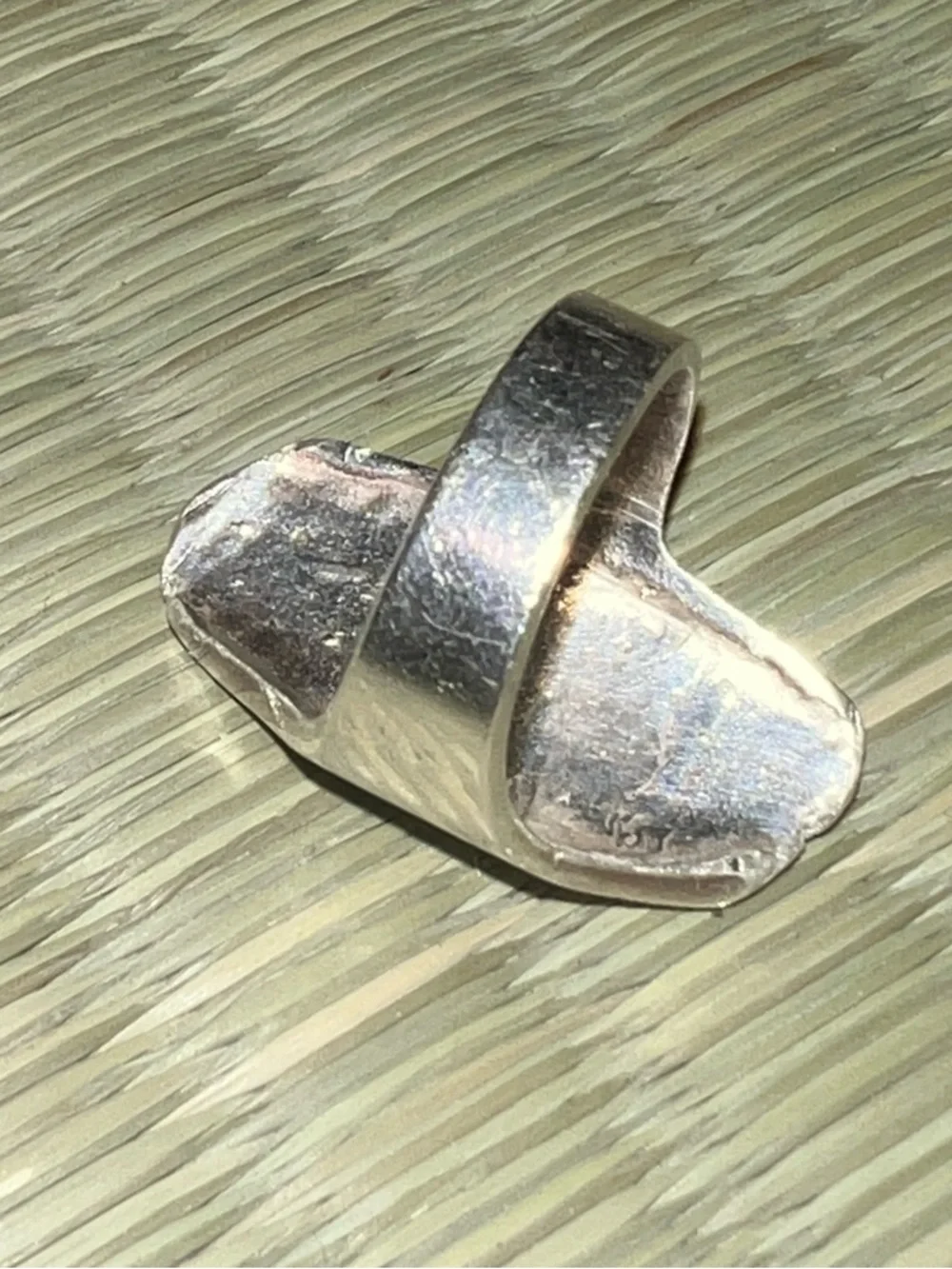 Abstract sterling silver shield ring - Picture 6 of 11
